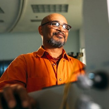 Como a metodologia Kaizen de melhoria contínua pode auxiliar na automação industrial de processos?