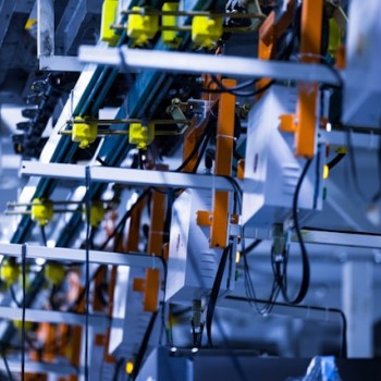 Como monitorar e controlar o processo de automação industrial?